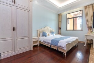 简约温馨卧室室内场景