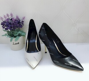 黑白尖头高跟鞋展示