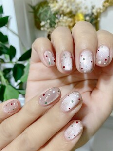 精致粉色系美甲展示