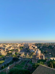 俯瞰城市全景风光