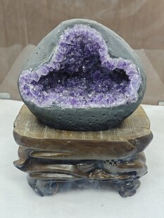 紫晶洞摆件