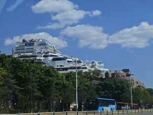 大理 山上建筑群风景