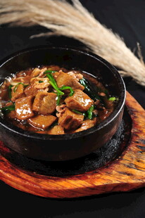 鲍汁黑豆腐