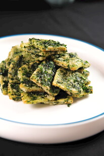 荠菜麦青年糕