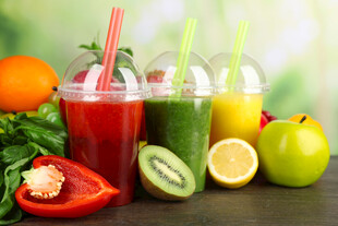 鲜榨水果汁