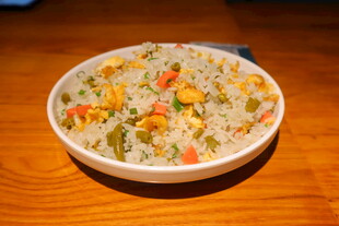美味蔬菜炒饭