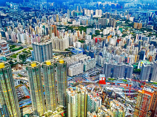 俯瞰繁华都市建筑群