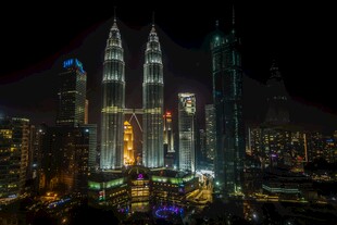 吉隆坡双子塔璀璨夜景