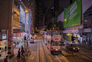 香港繁华街道夜景