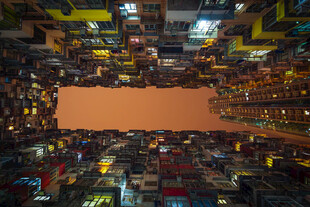 未来科幻风的繁华都市景观