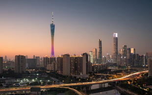广州城市天际线黄昏美景