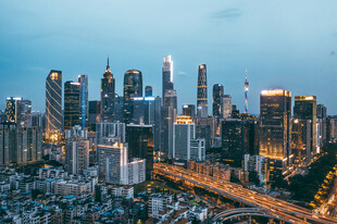 繁华都市夜景俯瞰图