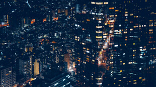 繁华都市夜景俯瞰