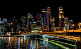 新加坡城市夜景璀璨迷人