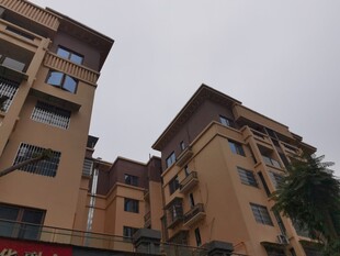 多层居民住宅楼外观