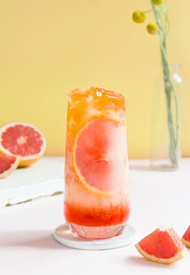 西柚果汁饮品