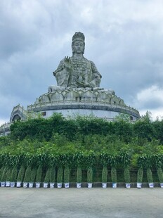 巨大佛像 观音菩萨