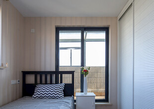 简约温馨卧室一角