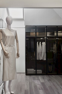 时尚服装店展示场景