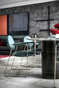 现代简约风时尚餐桌椅组合