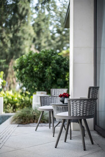 户外休闲桌椅庭院景致