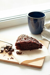 美味巧克力蛋糕与咖啡