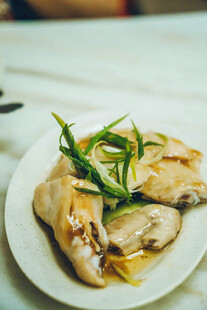 清蒸鸡肉摆盘精致