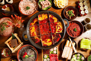 丰盛火锅大餐