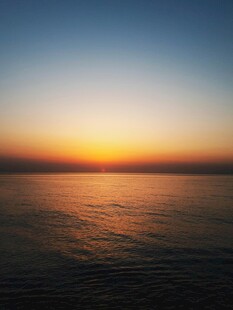 海上壮丽日出美景
