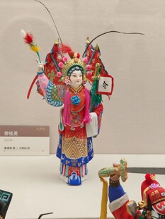 传统戏曲造型木偶摆件