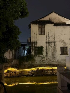 夜下古宅