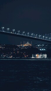 夜晚跨海大桥璀璨夜景