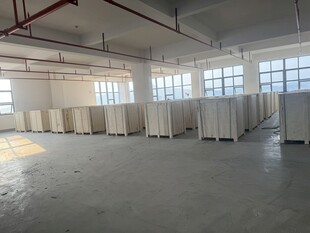 空旷工业风厂房空间展示