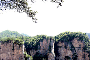 壮丽奇峰景观