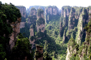 张家界奇峰异石壮丽景观