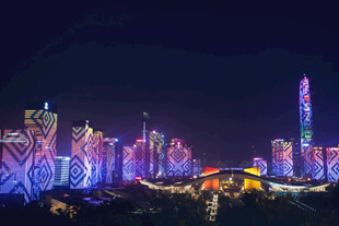 深圳夜景灯光节莲花山顶夜景图