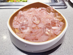 新鲜鸭肠