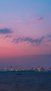 海边城市浪漫黄昏美景