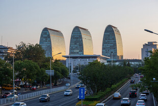 北京西直门桥和商圈建筑商业照片