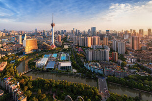 成都猛追湾日落城市建筑