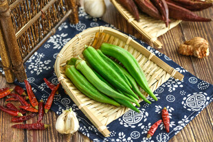 农家风格绿色秋葵