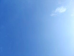 晴朗蓝天