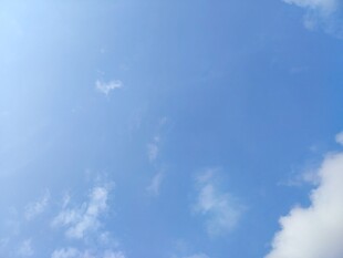 晴朗蓝天