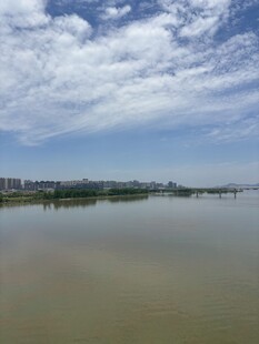 湖畔风光