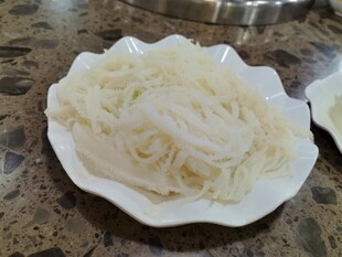 盘中白毛肚