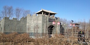 在建房屋施工现场