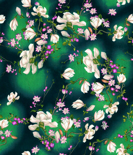 梦幻绿底繁花图案