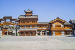 传统中式古建筑群景观