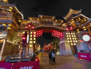 古街夜景 