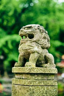 石狮子雕塑